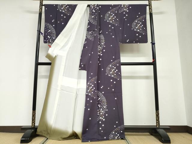 平和屋着物●上質な小紋　舞桜文　金彩　鈴乃屋扱い　正絹　逸品　未使用　DABG2404ud