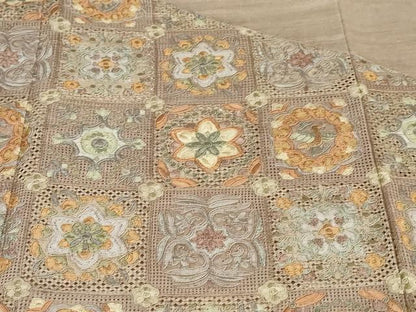 平和屋着物●中国三大刺繍　スワトウ刺繍　汕頭刺繍　総刺繍　訪問着　紬地　花鳥文　正絹　逸品　DABG2447ud