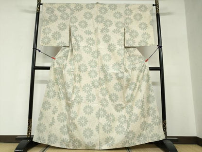 平和屋着物●本場大島紬　白大島　7マルキ　舞花文　正絹　逸品　DABG2468ud