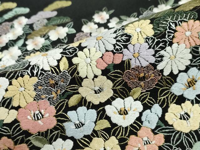 平和屋着物●豪華黒留袖　総刺繍　風景草花文　金糸　正絹　逸品　DABG2472ud