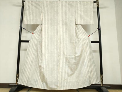 平和屋着物●本場大島紬　白大島　150亀甲　立涌文　正絹　逸品　DABG2485ud