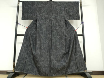 平和屋着物●本場大島紬　蔦の葉文　正絹　逸品　未使用　DABG2618ud