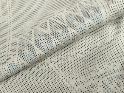 平和屋着物●本場大島紬　白大島　7マルキ　幾何学文様　正絹　逸品　DABG2647ud