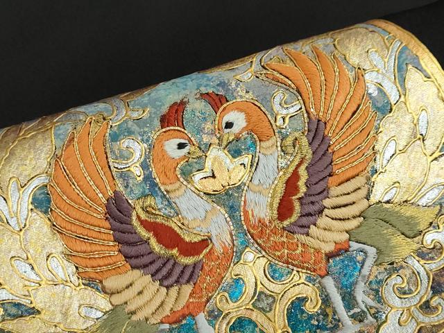 平和屋着物●豪華黒留袖　駒刺繍　向かい鳥花文　宝尽くし　暈し染め　金彩　正絹　逸品　DABG2650ud