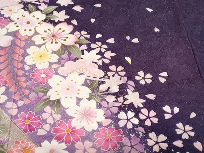 平和屋着物●豪華振袖　駒刺繍　流水草花文　暈し染め　金彩　金通し地　正絹　逸品　DABG2773ud