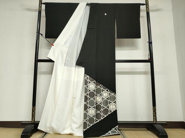 平和屋着物●豪華黒留袖　駒刺繍　舞花文　銀糸　正絹　逸品　DABG2795ud