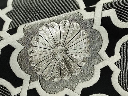 平和屋着物●豪華黒留袖　駒刺繍　舞花文　銀糸　正絹　逸品　DABG2795ud