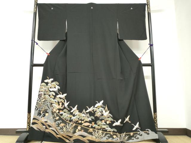 平和屋着物●豪華黒留袖　駒刺繍　宝尽くし飛鶴松文　金彩　正絹　逸品　DABG2799ud