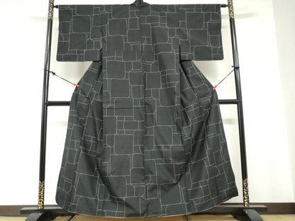 平和屋着物●本場大島紬　変わり格子文　正絹　逸品　DABG2813ud