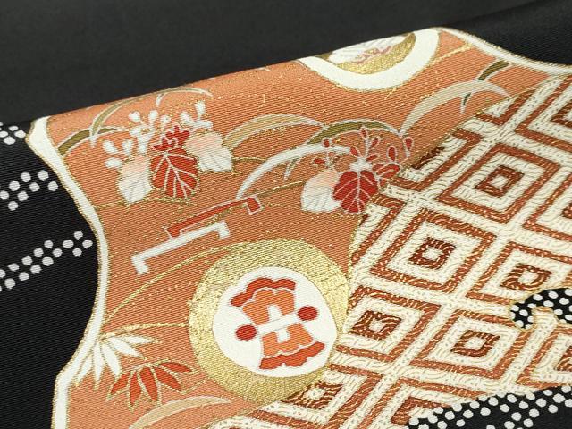 平和屋着物●豪華黒留袖　駒刺繍　流水吉祥草花文　金彩　正絹　逸品　DABG2815ud