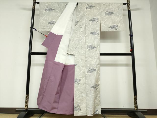 平和屋着物●本場大島紬　白大島　150亀甲　総絣　草花文　正絹　逸品　DABG2841ud