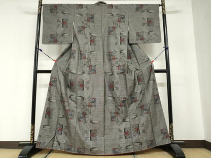 平和屋着物●本場大島紬　9マルキ　格子草花文　正絹　逸品　未使用　DABG2845ud