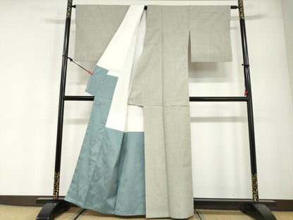 平和屋着物●本場結城紬　重要無形文化財　千草鼠色　銀座おゝぎ屋扱い　正絹　逸品　DABG2864ud