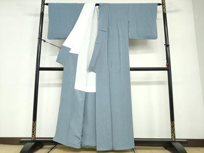 平和屋着物●加賀友禅の巨匠　初代　由水十久監修　色無地　紺鼠色　鬼しぼ縮緬　正絹　逸品　未使用　DABG2868ud