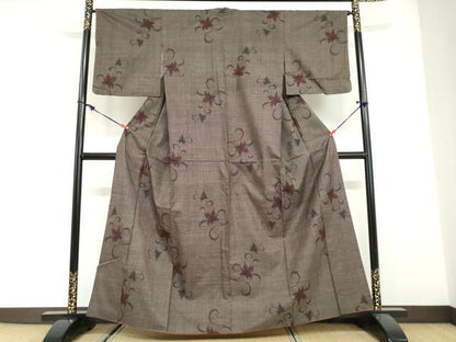 平和屋着物●本場大島紬　7マルキ　花唐草文　正絹　逸品　DABG2875ud