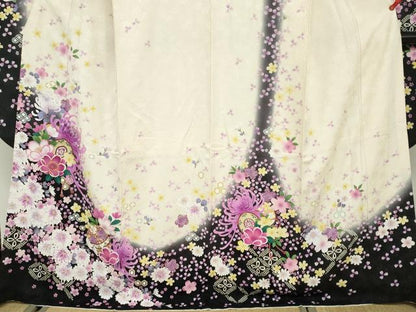 平和屋着物●豪華振袖　刺繍　鼓草花文　暈し染め　銀通し地　友禅きもの友禅扱い　正絹　逸品　DABG2891ud