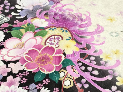 平和屋着物●豪華振袖　刺繍　鼓草花文　暈し染め　銀通し地　友禅きもの友禅扱い　正絹　逸品　DABG2891ud