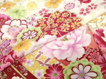 平和屋着物●豪華振袖　刺繍　花蝶文　暈し染め　金銀彩　銀通し地　正絹　逸品　DABG2903ud