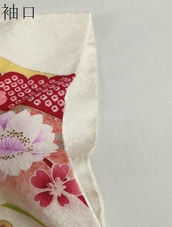 平和屋着物●豪華振袖　刺繍　花蝶文　暈し染め　金銀彩　銀通し地　正絹　逸品　DABG2904ud