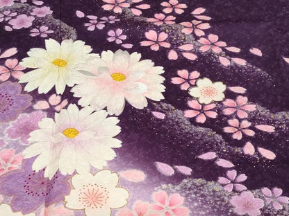 平和屋着物●豪華振袖　刺繍　舞花文　暈し染め　金彩　銀通し地　京都きもの友禅扱い　正絹　逸品　DABG2905ud