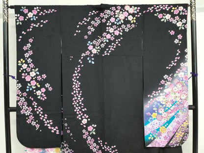 平和屋着物●豪華振袖　手毬草花文　暈し染め　黒地　金彩　正絹　逸品　DABG2917ud