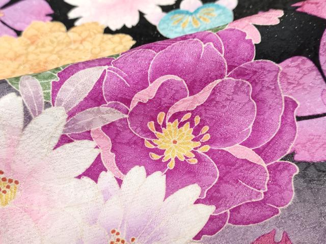 平和屋着物●押切もえ　MOE OSHIKIRI　振袖　舞花文　暈し染め　黒地　金通し地　正絹　逸品　DABG2982ud