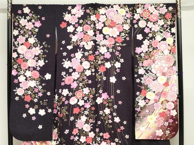 平和屋着物●豪華振袖　雪輪花蝶文　暈し染め　金彩　正絹　逸品　DABG2993ud