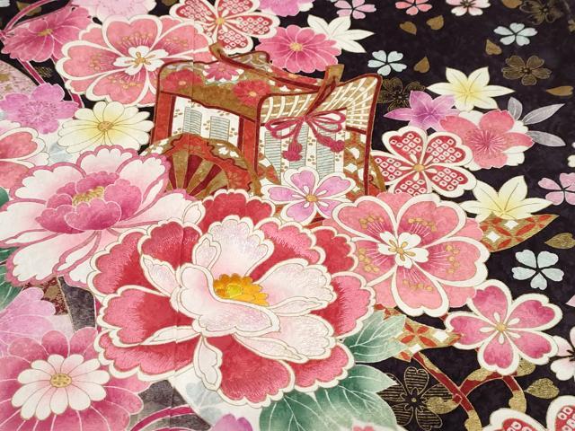 平和屋着物●豪華振袖　雪輪花蝶文　暈し染め　金彩　正絹　逸品　DABG2993ud