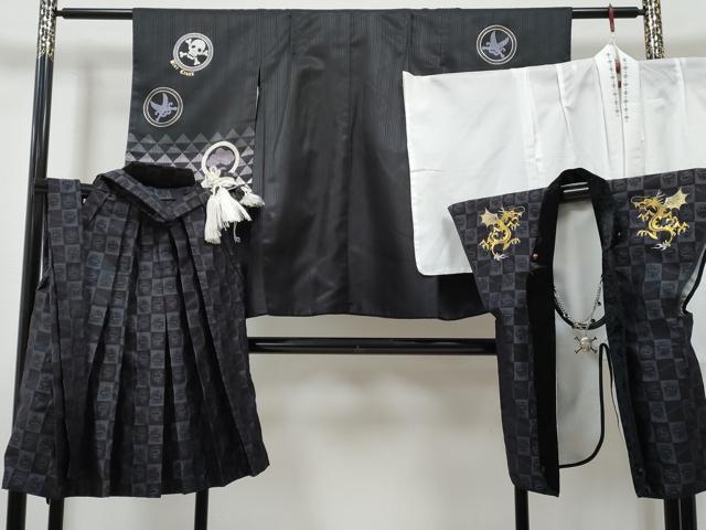 平和屋着物[]七五三　男の子　祝着・陣羽織・長襦袢(単衣)・行灯袴・小物セット　BLUE CROSS　刺繍　ドラゴン 髑髏　金銀糸　DABG3026ma