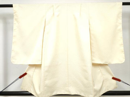 平和屋着物[]七五三　男の子　祝着・羽織・長襦袢(単衣)・行灯袴・小物セット　鳥の子色　刺繍　狩猟文　市松文様　金糸　DABG3036ma