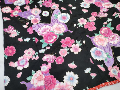 平和屋着物[]七五三　女の子　花夢二　７歳　祝着　四つ身　襦袢(単衣・半衿刺繍)セット　花蝶文　黒地　金彩　DABG3063ma