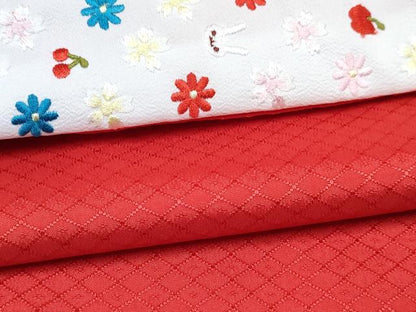 平和屋着物[]七五三　女の子　７歳　祝着　四つ身　襦袢(単衣・半衿刺繍)セット　王冠　花蝶文　黒地　金彩　洗える着物　DABG3064ma