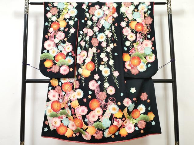 平和屋着物[]七五三　女の子　７歳　祝着　四つ身　襦袢(単衣・半衿刺繍)セット　短冊花文　黒地　金銀彩　洗える着物　DABG3065ma