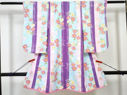 平和屋着物[]七五三　女の子　３歳　祝着　三つ身　長襦袢(単衣・半衿刺繍)・被布 ベストセット　草花間道　金彩　洗える着物　DABG3076ma