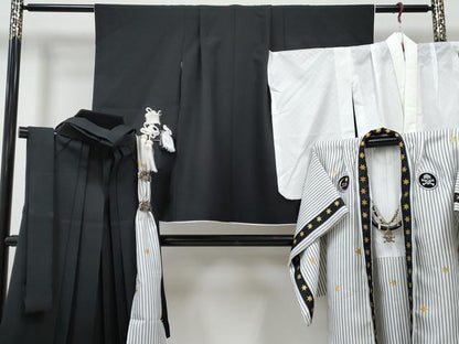 平和屋着物[]七五三　男の子　祝着・羽織・長襦袢(単衣)・行灯袴・小物セット　髑髏 ドクロ 星 スター 間道　金彩　DABG3132ma