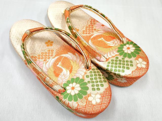平和屋着物[]和装小物　女の子　子供　草履・バッグ・帯揚げ・しごきセット　飛鶴花文　金糸　箱付き　逸品　DABG3136ma　
