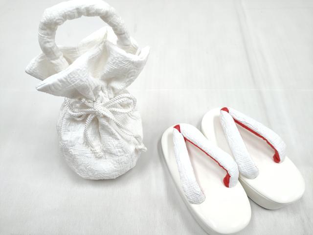 平和屋着物[]七五三　女の子　３歳　祝着　三つ身　長襦袢(単衣)・被布・巾着・草履セット　更紗花文　箱付き　DABG3142ma
