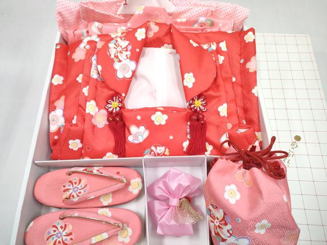 平和屋着物[]七五三　女の子　３歳　祝着　三つ身　長襦袢(単衣・半衿刺繍)・被布・草履・小物セット　花尽くし　箱付き　DABG3146ma
