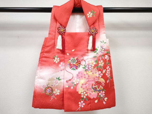 平和屋着物[]七五三　女の子　３歳　祝着　三つ身　被布セット　鞠花蝶文　暈し染め　金彩　DABG3235ma