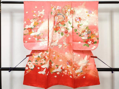 平和屋着物[]七五三　女の子　３歳　祝着　三つ身　長襦袢(袷・半衿刺繍)セット　御所車飛鶴鞠花文　暈し染め　金彩　逸品　DABG3242ma