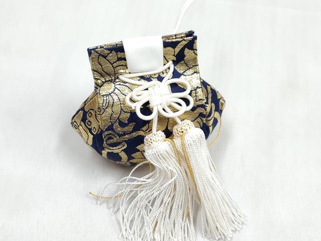 平和屋着物[]男の子 子供 ベビーセレモニー スタイ・帽子・お守り袋セット 総刺繍 立波飛鶴文 金糸 洗える着物 DABG3249ma