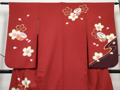 平和屋着物[]七五三　女の子　７歳　祝着　四つ身　長襦袢(単衣・半衿刺繍)セット　ぽっくり舞花文　金彩　DABG3268ma