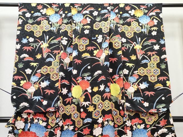 平和屋着物[]七五三　女の子　７歳　祝着　四つ身　襦袢(無双仕立て・半衿刺繍)セット　吉祥花文　黒地　逸品　DABG3269ma