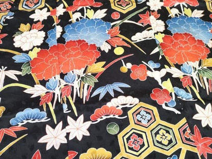 平和屋着物[]七五三　女の子　７歳　祝着　四つ身　襦袢(無双仕立て・半衿刺繍)セット　吉祥花文　黒地　逸品　DABG3269ma