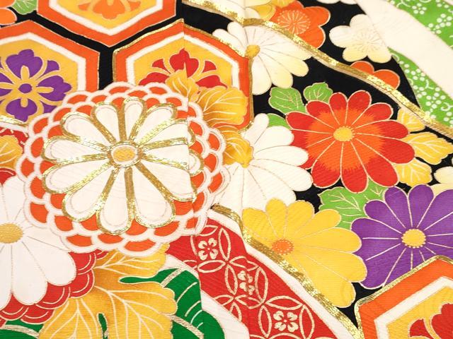 平和屋着物[]七五三　女の子　７歳　祝着　四つ身　長襦袢(無双仕立て・半衿刺繍)セット　駒刺繍　青海波花文　金彩　逸品　DABG3278ma