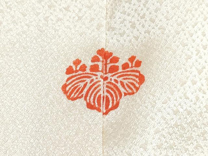 平和屋着物[]七五三 女の子 ３歳 祝着 三つ身 肌襦袢(無双仕立て・半衿刺繍)セット 駒刺繍 扇面飛鶴花文 金彩 逸品 DABG3284ma