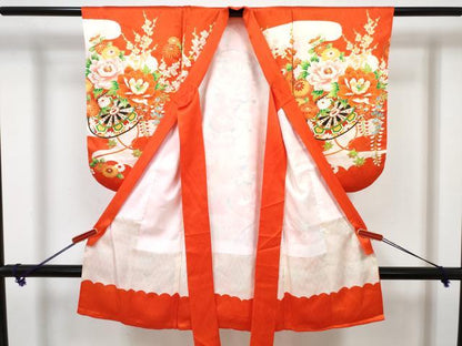 平和屋着物[]七五三 女の子 ３歳 祝着 三つ身 長襦袢(袷)セット 駒刺繍 源氏車花文 金彩 逸品 DABG3288ma