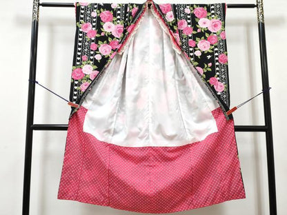 平和屋着物[]七五三　松田聖子　SEIKOMATSUDA　女の子　７歳　祝着　四つ身　襦袢(単衣)セット　花間道　黒地　洗える着物　DABG3377ma