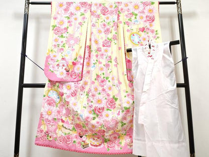 平和屋着物[]七五三　松田聖子　SEIKOMATSUDA　女の子　７歳　祝着　四つ身　襦袢セット　不思議の国のアリス　洗える着物　DABG3378ma