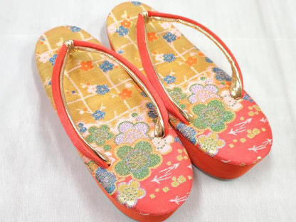 平和屋着物[]和装小物　女の子　子供　草履・バッグ・帯締め・小物セット　枝梅　金糸　箱付き　逸品　DABG3475ma